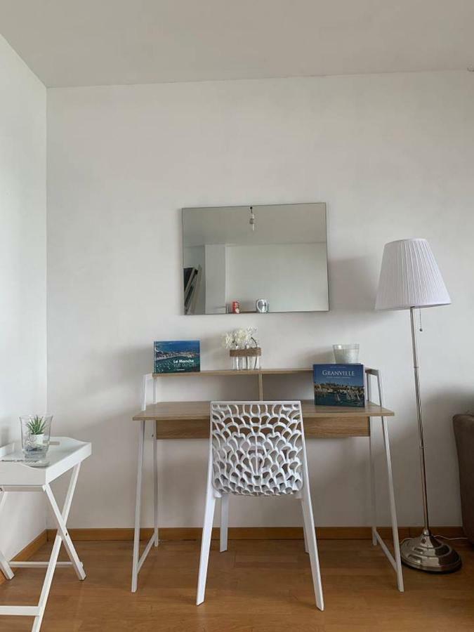Un Balcon Sur La Mer, Acces Direct A La Plage Granville Exterior foto